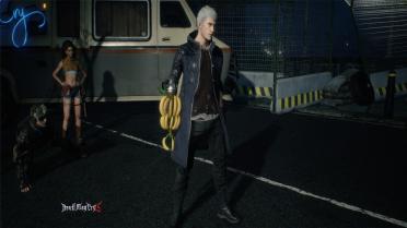 Messy Demon Destroyer-Banana Robot Mod